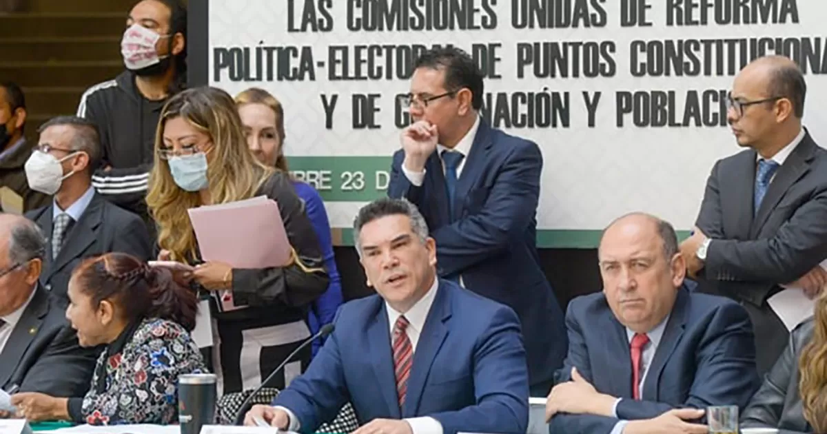 "A nosotros no nos asustan, estamos firmes y todo lo que fortalezca al INE habremos de apoyarlo”, dijo el priista.