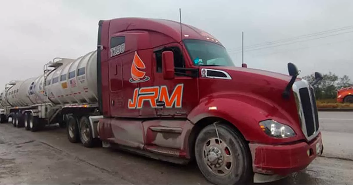 A pesar del impacto no se reportaron personas lesionadas, solamente daños materiales de consideración