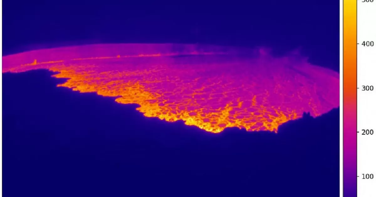 El volcán más grande del mundo entra en erupción en Hawái