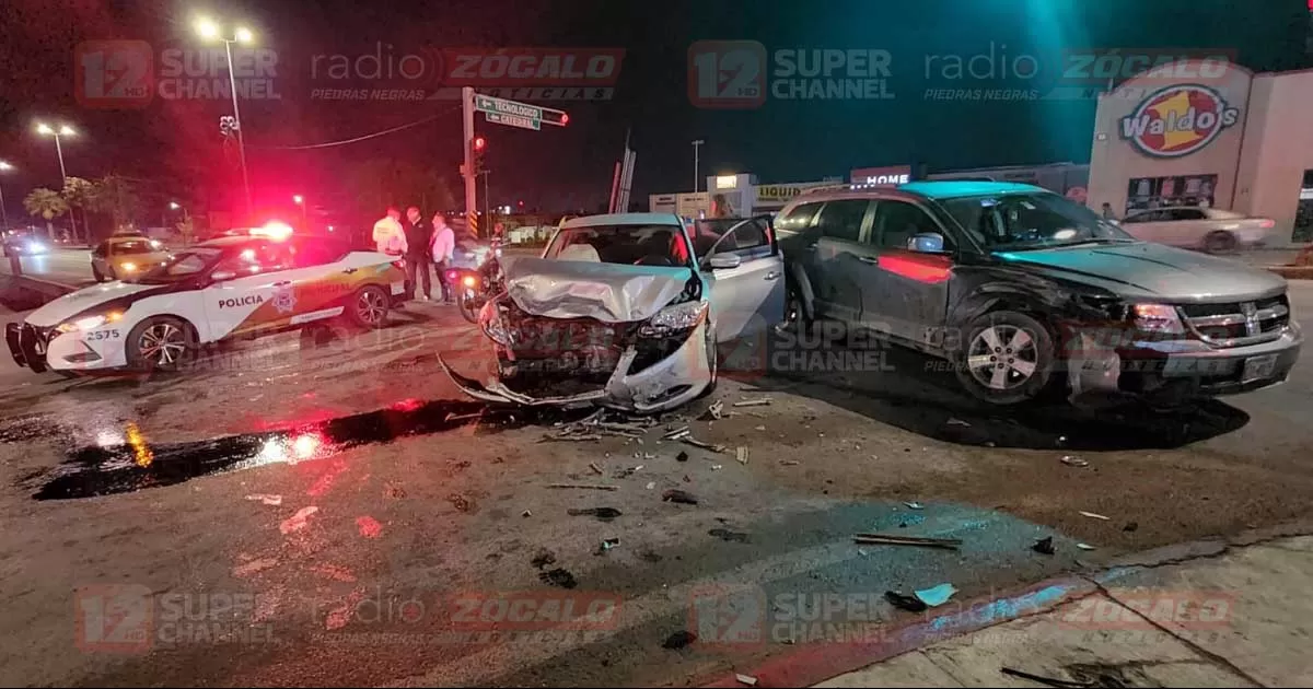 Los conductores al no aceptar la responsabilidad, se turnó al Ministerio Público de Asuntos Viales el choque.