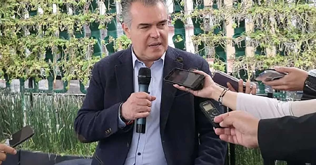 El presidente del Consejo Coordinador Empresarial, Francisco Cervantes, explica que fueron invitados al informe del mandatario