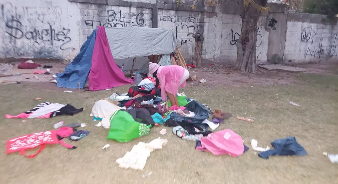 Una de las víctimas, quien está embarazada, denuncia el abuso y la violencia física que ejercieron autoridades federales.