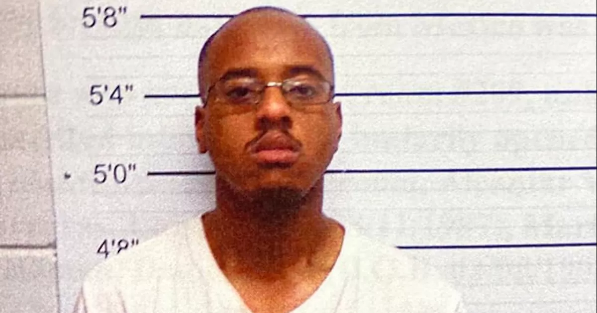 Descubren a 9 migrantes en dos cuartos de un hotel en Eagle Pass; hay un traficante detenido