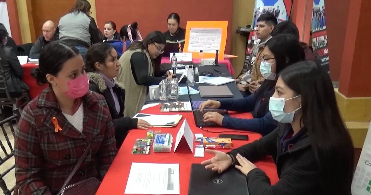 Estado y municipio les dan la oportunidad de terminar sus estudios