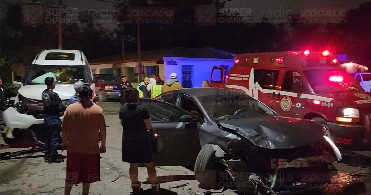 Del fuerte golpe ambas unidades resultaron en pérdida total.