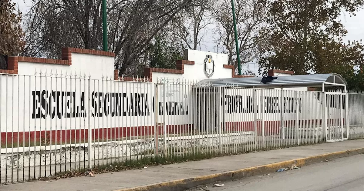 Superan problemática de violencia con educación física en secundaria