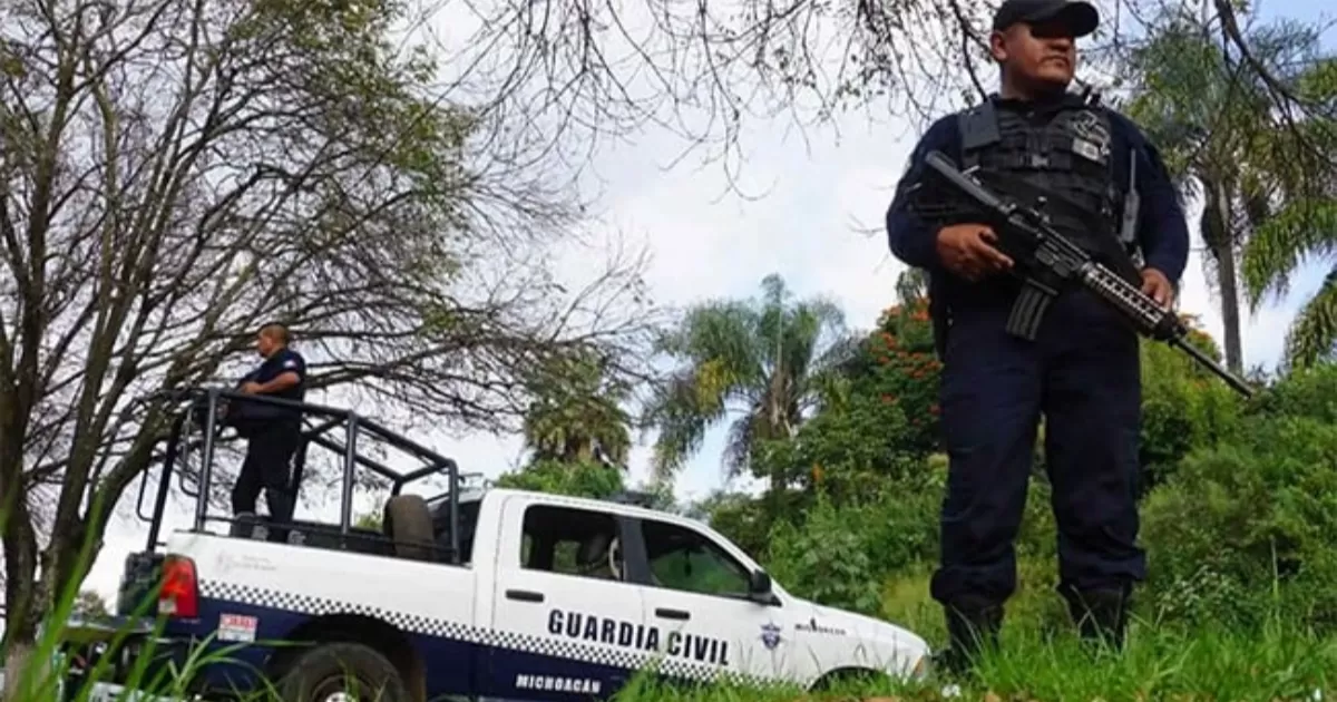 Comando armado secuestra a director de seguridad de Ocampo, en Michoacán