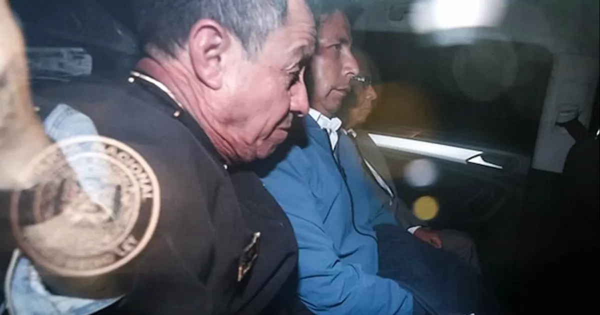 Juez peruano dicta siete días de detención preliminar contra el expresidente Pedro Castillo