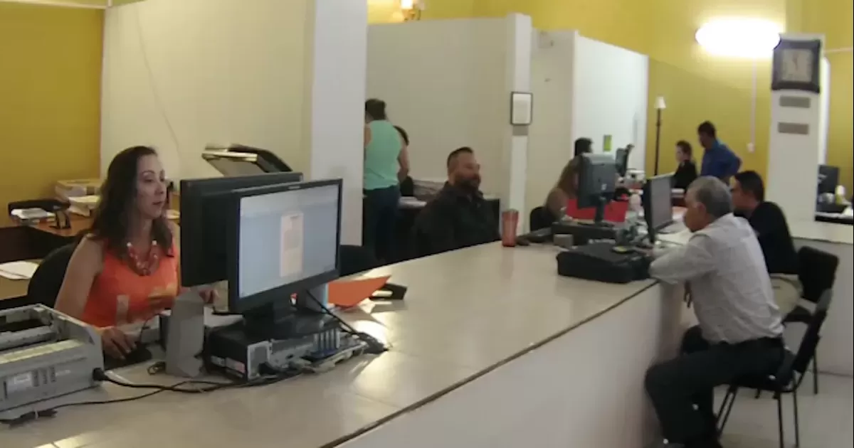 Invita JLCyA a jóvenes que deseen laborar a acudir por su carta de trabajo