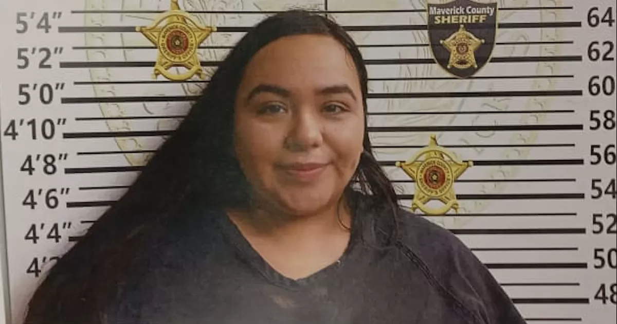 Caen dos traficantes con 10 inmigrantes en Eagle Pass