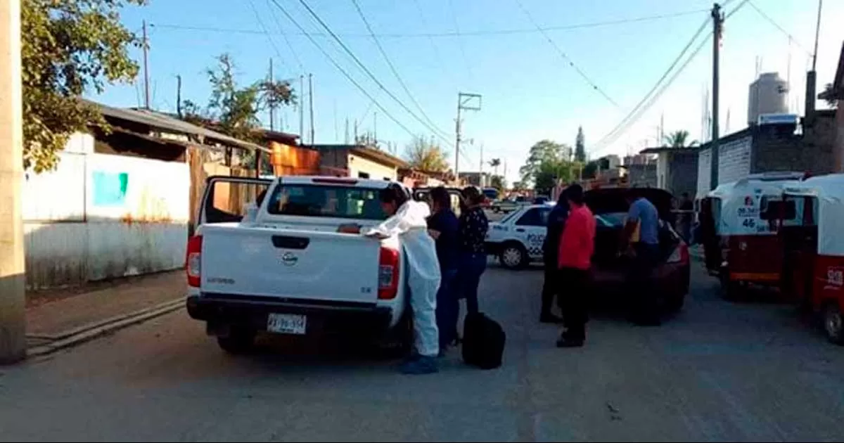 Vecinos declararon que observaron el momento en que un grupo de desconocidos ingresó a la vivienda para herirla con un machete o cuchillo