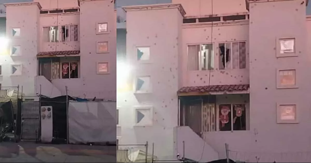 Los cuerpos de las mujeres; una sin ropa y decapitada en el baño y las otras dos víctimas boca abajo en el piso en otra zona de la casa