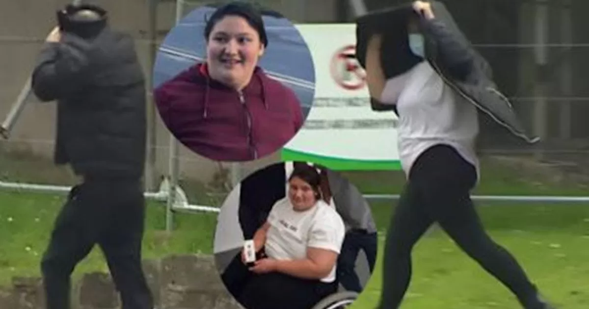 Entre 8 niñas asesinan a sangre fría a un vagabundo mientras la gente las veía