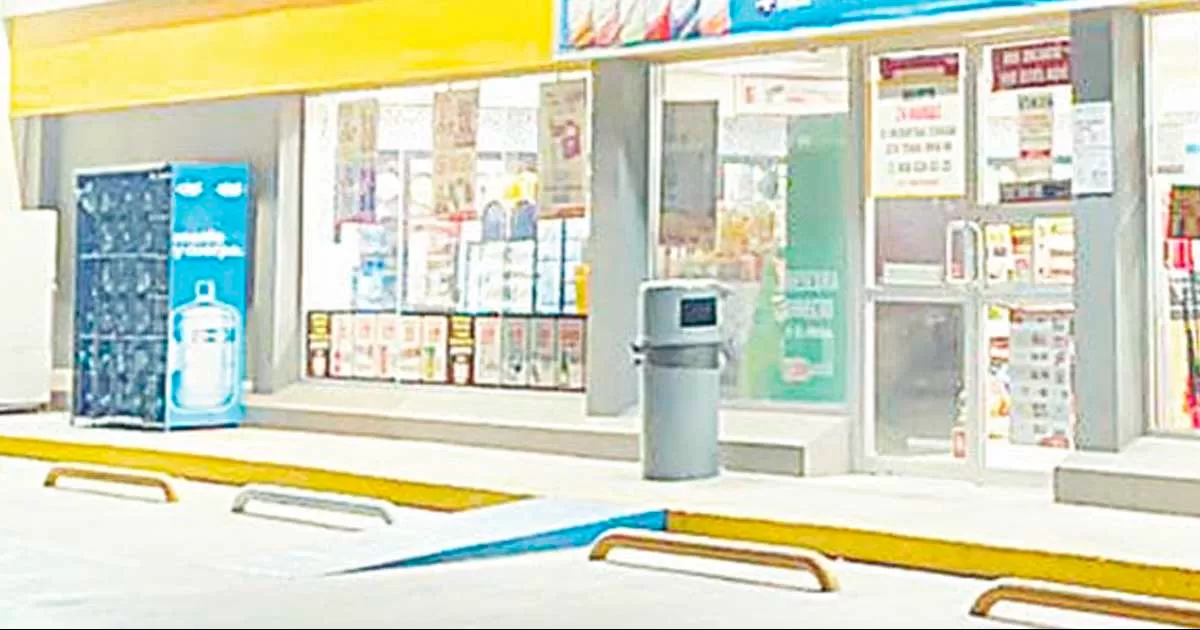 Maleante irrumpió en el establecimiento y amagó a la cajera para así poder llevarse su botín