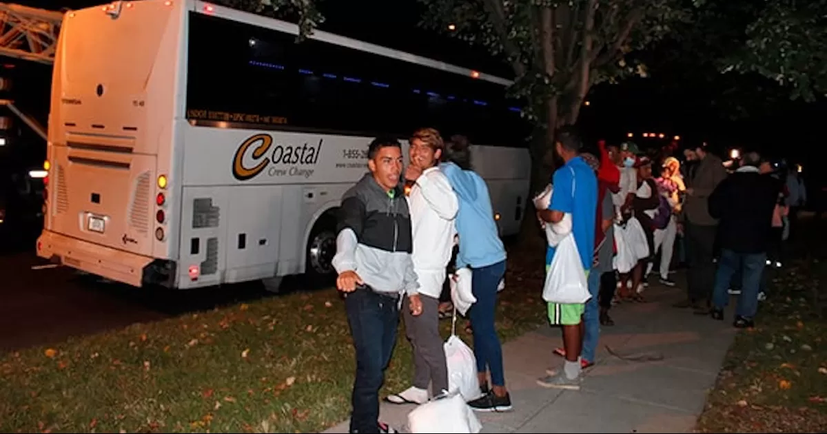 ‘Inhumano’ y ‘anticristiano’ enviar a migrantes en camiones, condena AMLO