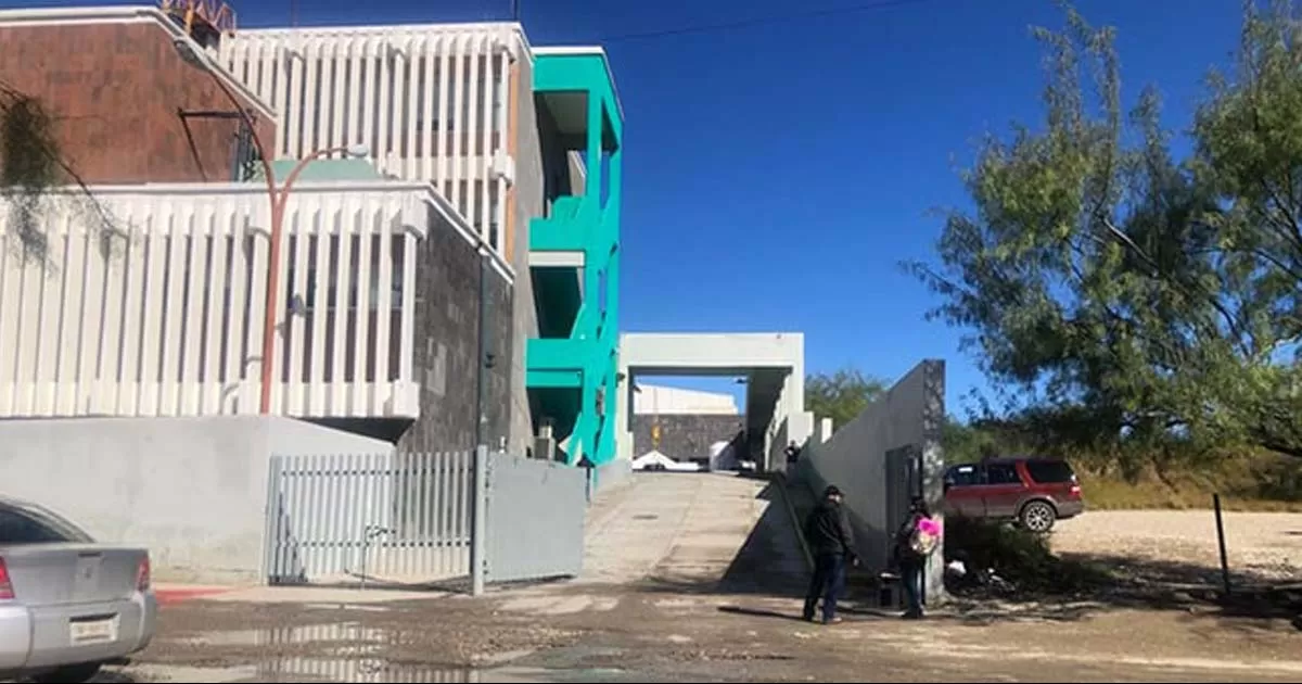 El paciente quedó hospitalizado en la clínica 11 del Seguro Social como consecuencia de las heridas.