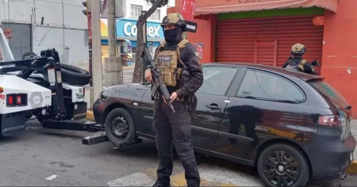 Policía de CDMX asegura vehículo involucrado en ataque armado contra Ciro Gómez Leyva