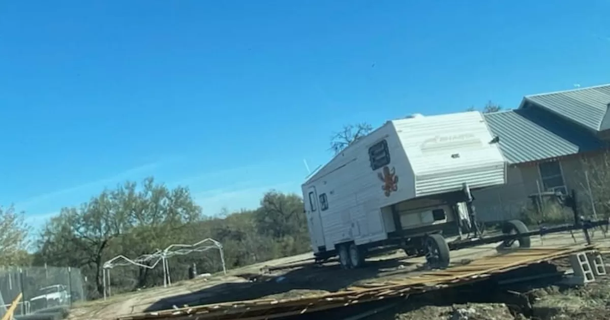 Tratan de robarse un remolque en Eagle Pass