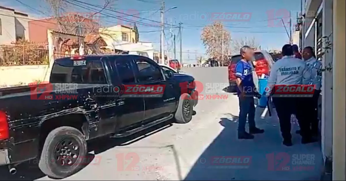 Choque fuga provoca riesgosa persecución de taxistas a particular
