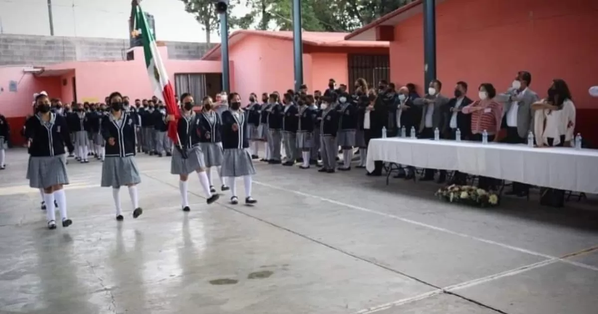 Por alza en contagios de Covid-19, regreso a clases será híbrido en SLP