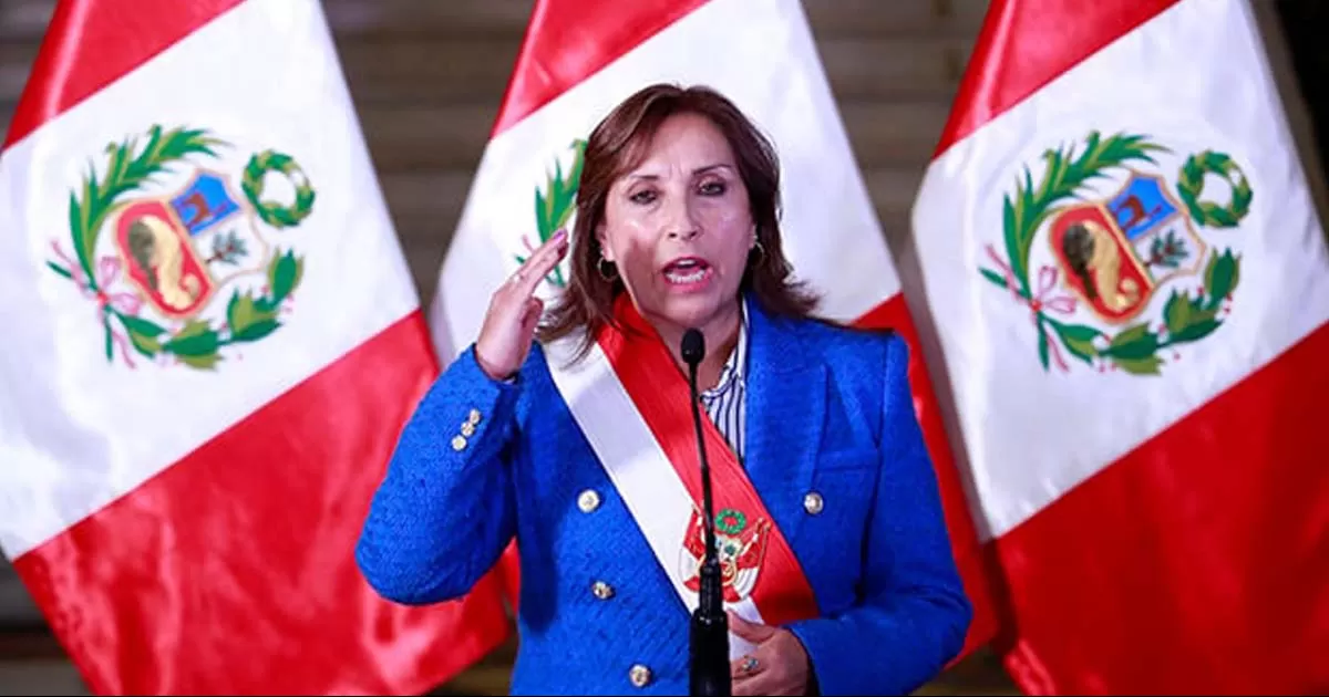 Dina Boluarte cumple un mes de accidentado mandato en Perú, con 22 muertos en protestas que piden su renuncia.