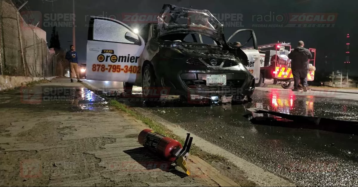 El conductor del taxi manifestó que él quiso sofocar el siniestro, pero no tuvo éxito.