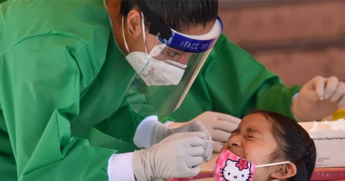 Piden colegios de Saltillo prueba Covid en regreso a clases