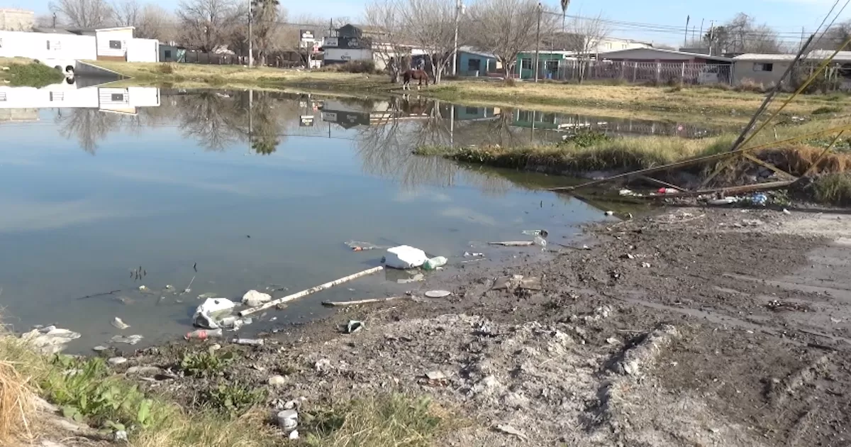 La maestra Yesenia Lizeth de la Garza dijo que es lamentable la situación en la cual los niños del jardín están recibiendo su instrucción de preescolar