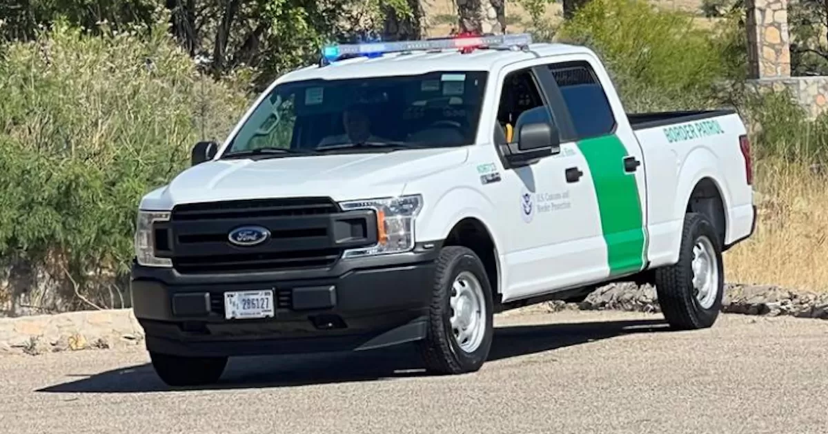 Balean a migrante cuando cruzaba la frontera cerca de Eagle Pass