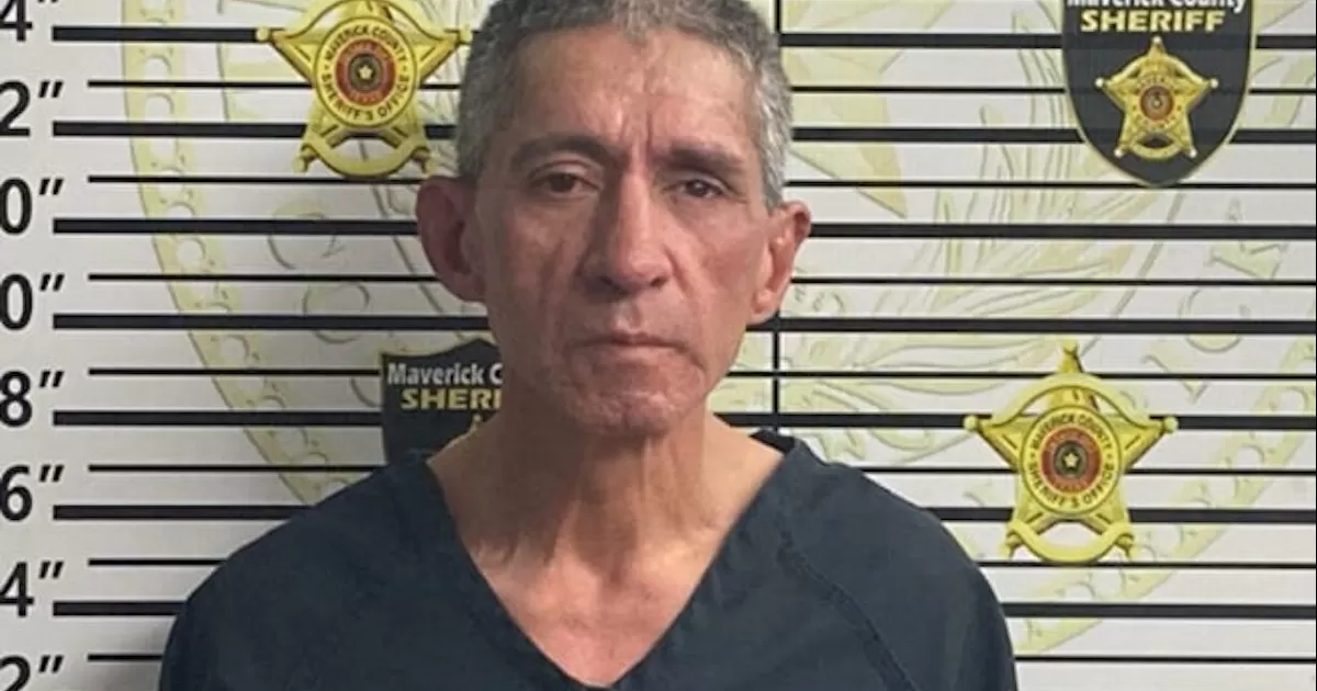 Arrestan a ebrio ciclista durante persecución en Eagle Pass