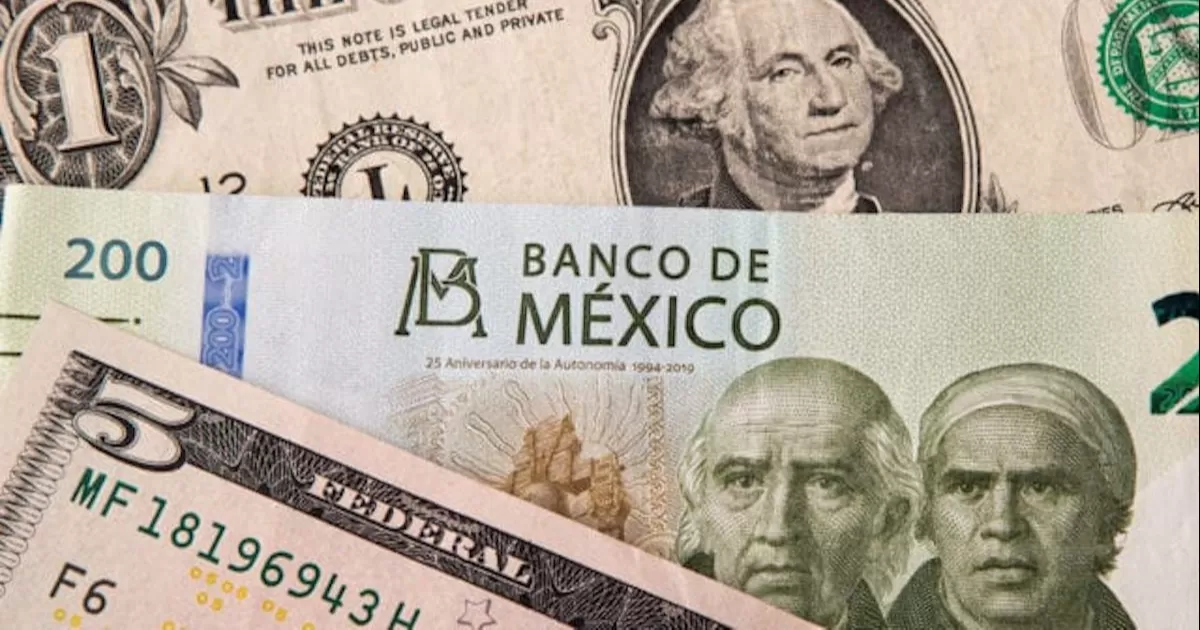 Peso pierde fuerza por temores a una recesión; regresa a niveles de 19 unidades por dólar