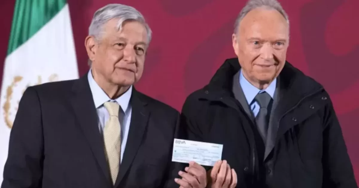 Gertz Manero no se está atendiendo por cáncer, informa AMLO