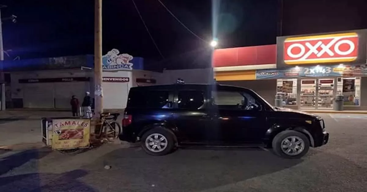 Conductor prensa a vendedora de tamales en Torreón; se desconcentró al volante