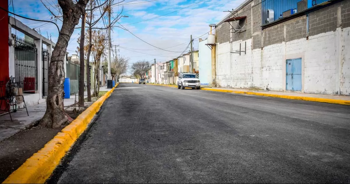 Tras 17 años de espera, alcaldesa entrega pavimentación en Privada Blanca