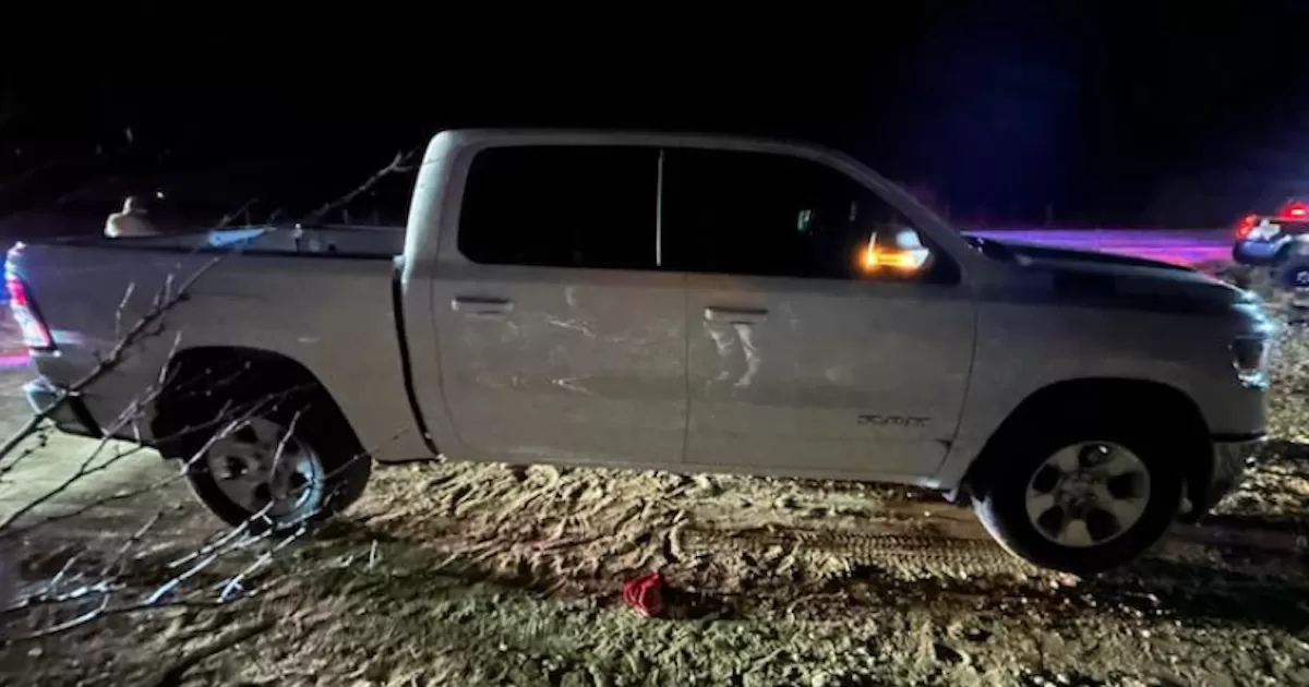 Traficante huye a pie y abandona a 8 ilegales en Eagle Pass