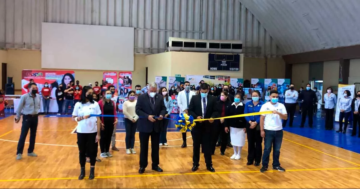 Preparatoria Colosio ofrece Feria Universitaria; participan planteles públicos y privados de la región