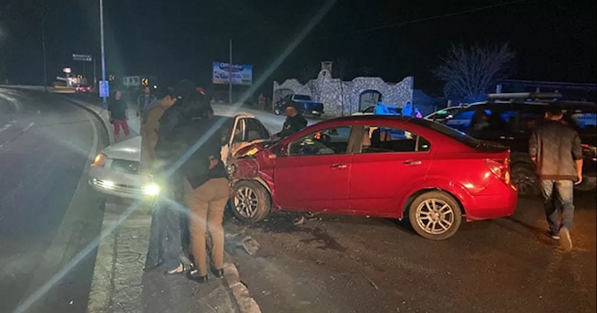 Deja dos lesionados fuerte accidente en Nueva Rosita