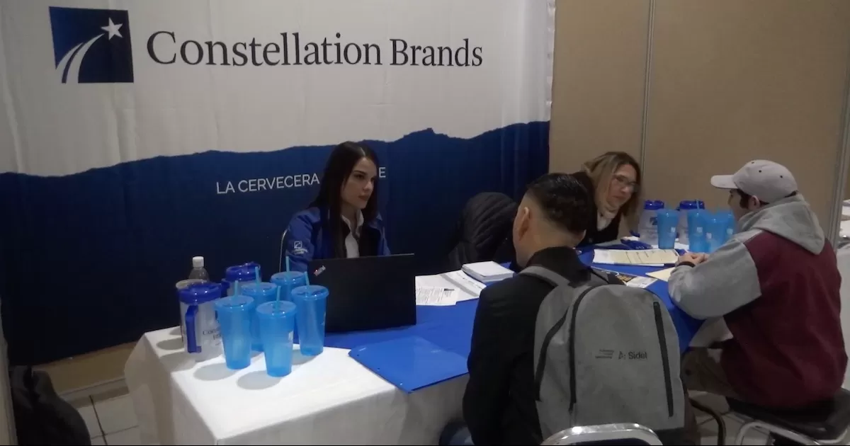 Feria del Empleo registró asistencia de 742 personas; cervecera y vidriera las más solicitadas