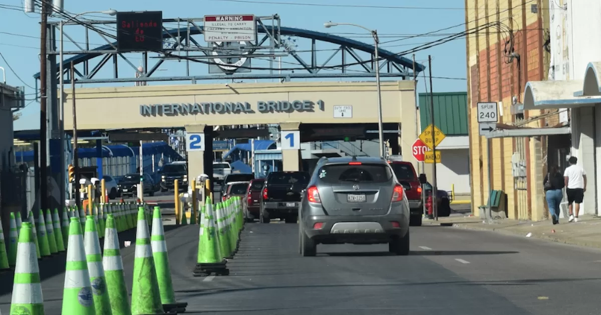 Aumentó el cruce 10% para transporte comercial y casi el 50% en quienes cruzaron a pie, declaró el director Homero Balderas.