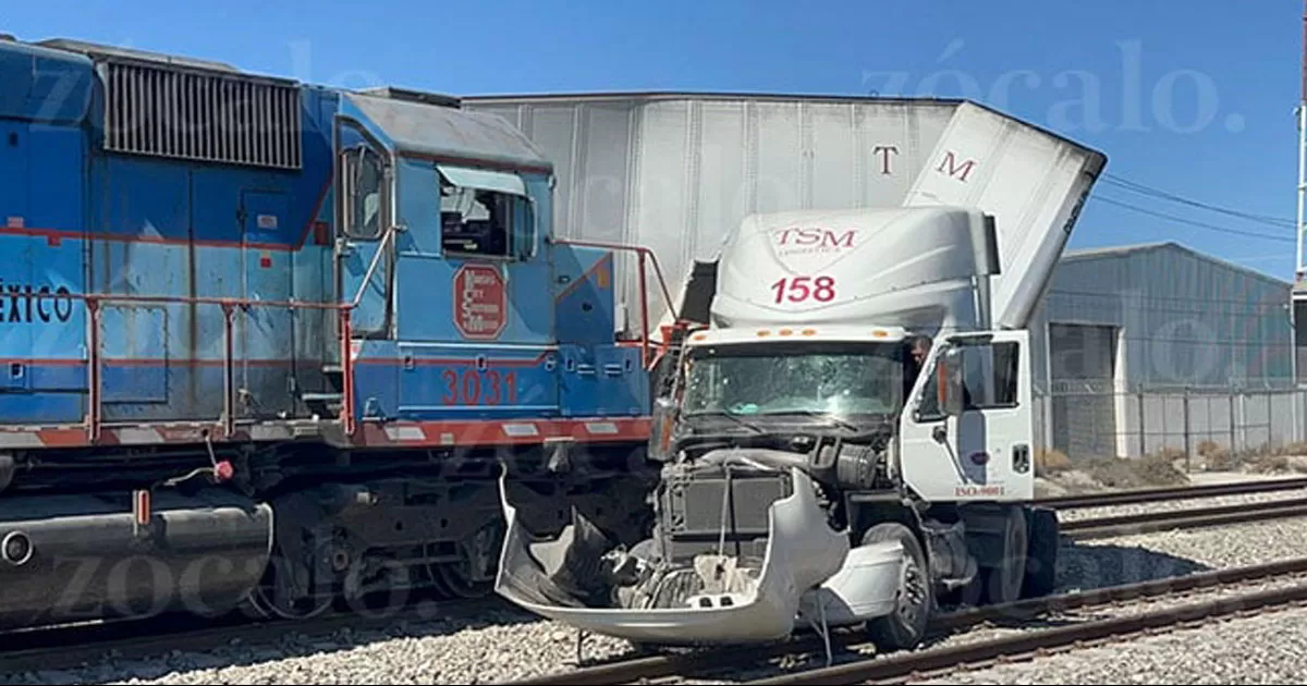 Paramédicos de protección civil de Ramos Arizpe atendieron la emergencia.