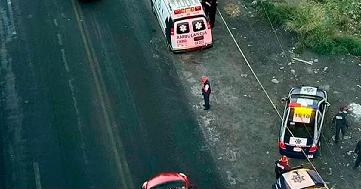 Abandonan tres cuerpos en puente de Cuernavaca; tenían huellas de tortura