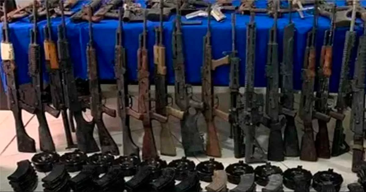 Aseguran arsenal en Culiacán a la facción de ‘Los Chapitos’ del Cártel de Sinaloa