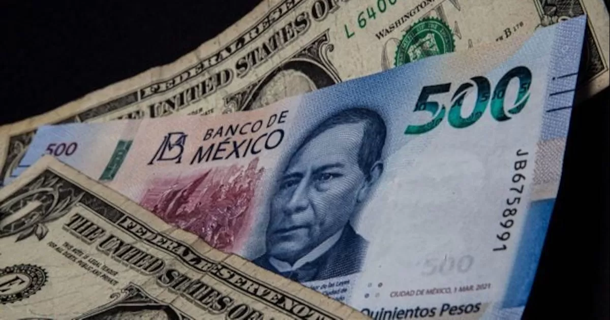 El peso cotizaba en 18.7110 unidades por dólar, con una ganancia de 0.32% frente al precio de referencia del jueves.