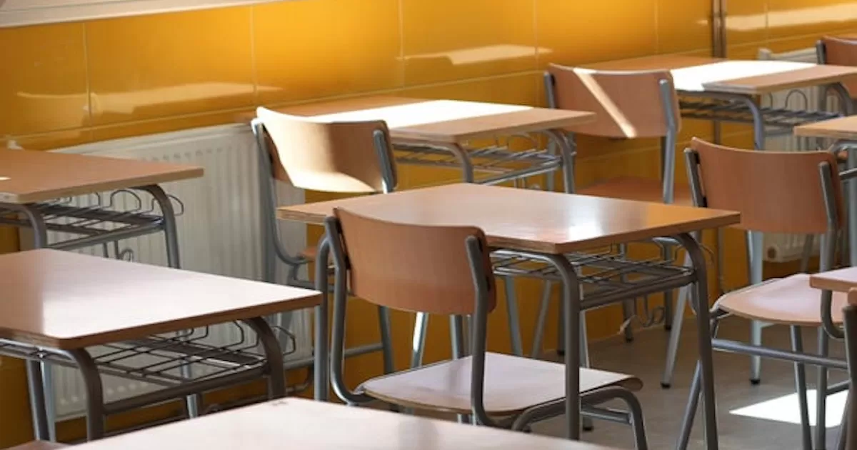 Niño ruso explota una granada en su salón de clases y resulta gravemente herido