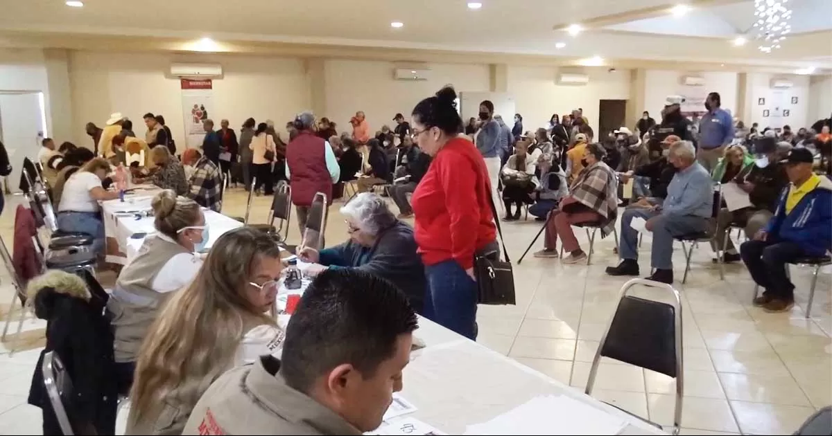 Quienes recibirán su tarjeta son aquellos beneficiarios que fueron dados de alta entre el 20 y 31 de agosto, septiembre y octubre del año pasado.