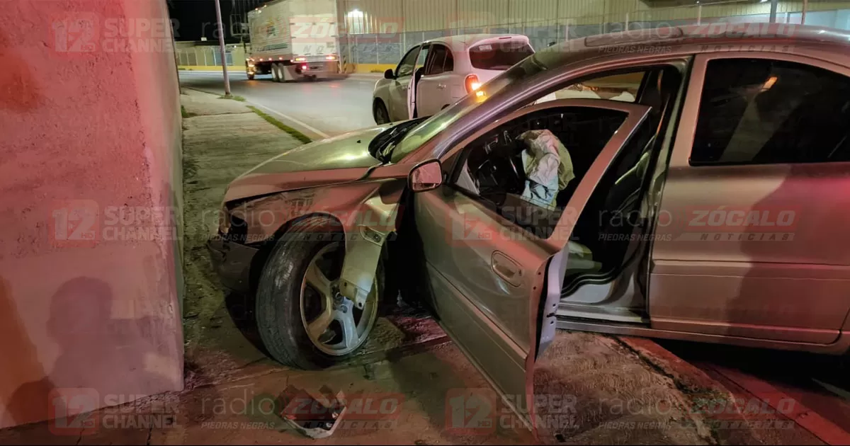 También en el automóvil viajaban varios menores.