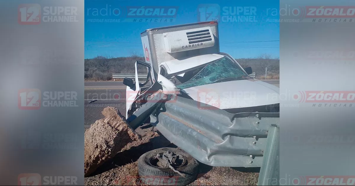 La persona resultó con un golpe en la cabeza y fue atendido en el lugar.