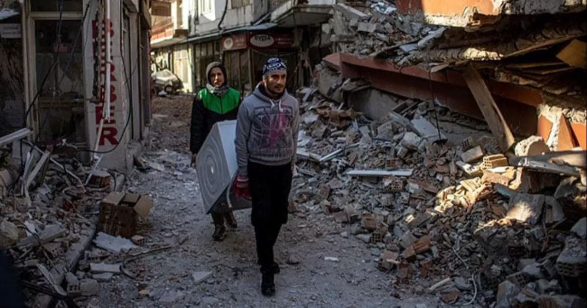 Sube a más de 36 mil el número de fallecidos en Turquía por los terremotos