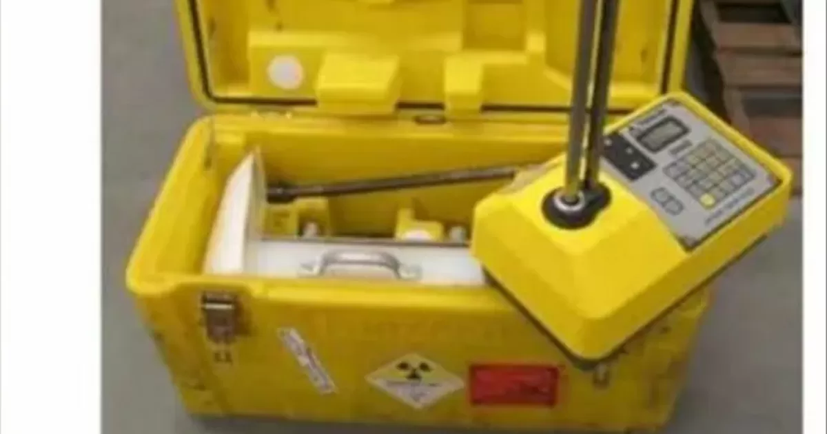 Autoridades solicitaron no manipular o abrir la caja, ya que puede generar consecuencias fatales para las personas o el entorno.