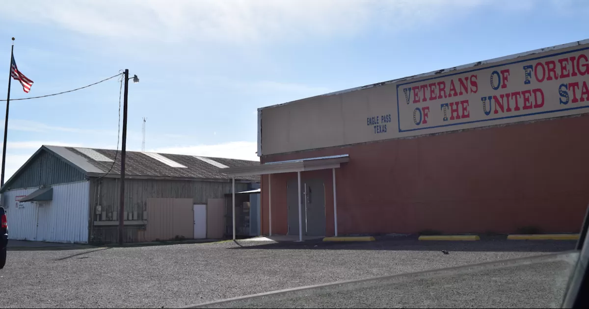 Delincuentes han causado destrozos a puertas, una televisión, el modem y la torre, así como a las instalaciones de los baños y a la misma estructura del lugar.